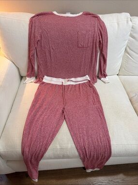 Women’s Stars Above Red & White Striped Loungewear Set Top Small Bottom Medium
